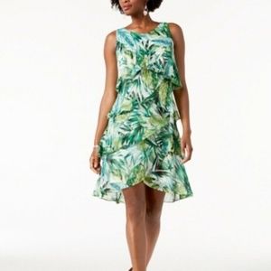 SLNY Green Sleeveless Printed Tiered Dress - 969